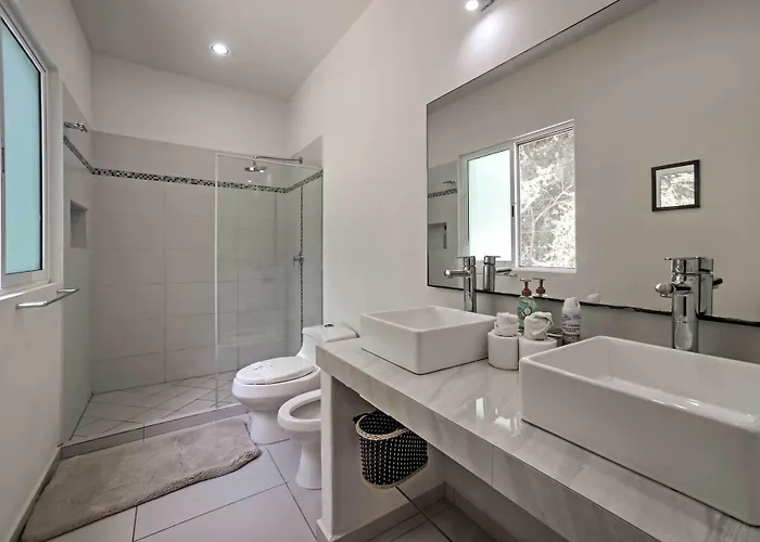 Casa Esmeralda W/ Pool Access & Furnished Patio! * Tulum