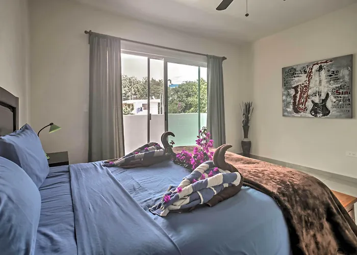 Casa Esmeralda W/ Pool Access & Furnished Patio! *